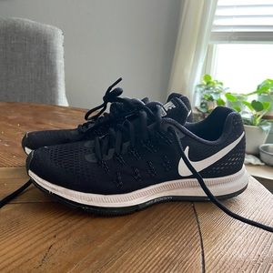Nike Zoom Pegasus 33 black size 6